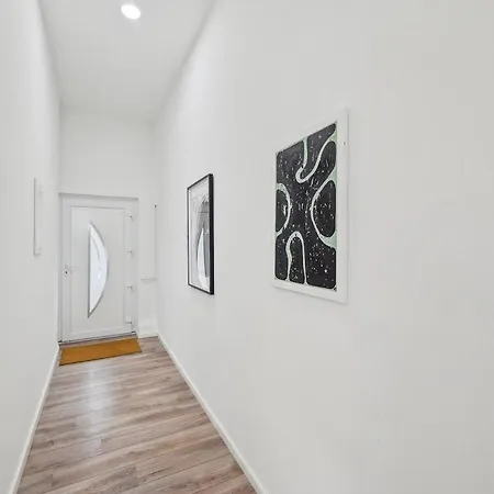 شقة Yello Homes - Loft - Airport & Messe 6 Betten & Wifi *